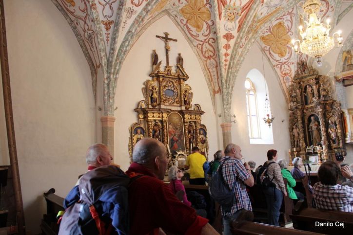 Pohod po Polhograjskih dolomitih in 69.občni zbor PDPT.Ljubljana v Medvodah